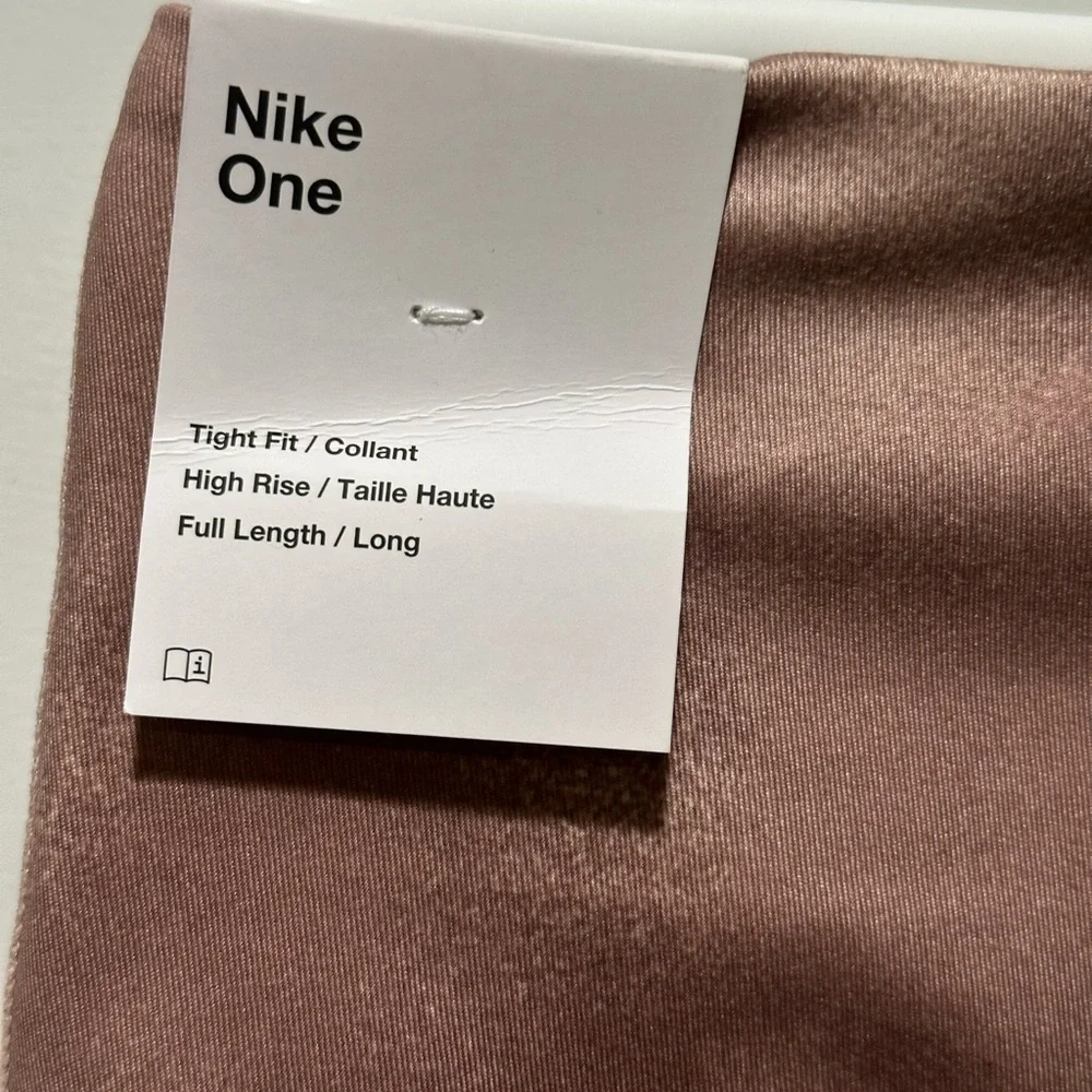 Women’s Nike One High Waist full length leggings, Dri Fit, NWT Small